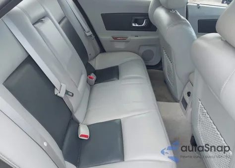 2006 Cadillac Cts Standard from USA, damaged, VIN 1G6DP577160161546